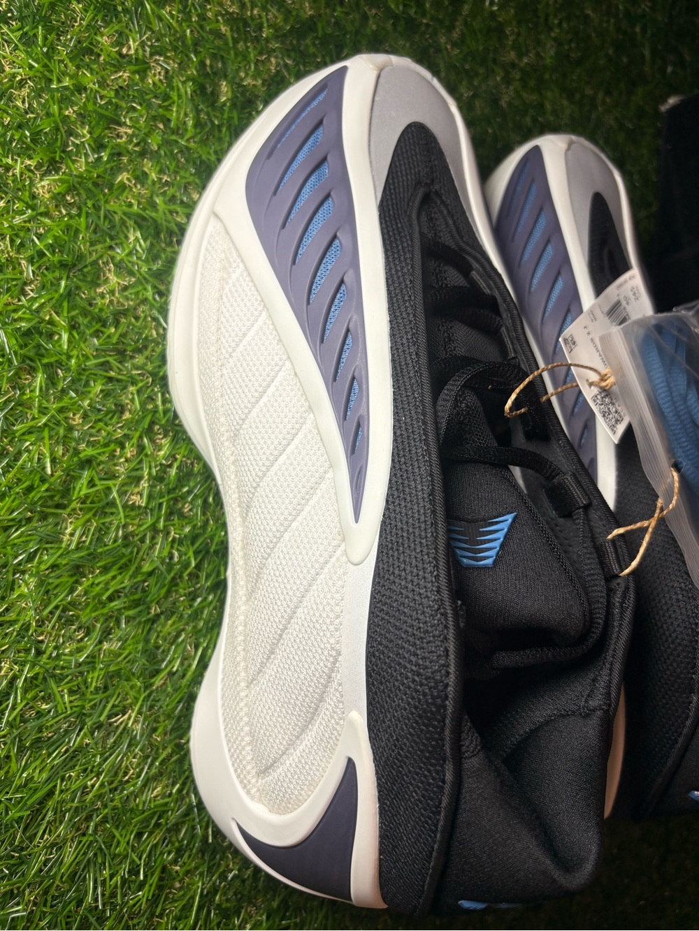 Adidas Anthony Edwards basketball sneaker. Navy white and black. Youth 7 & W8.5